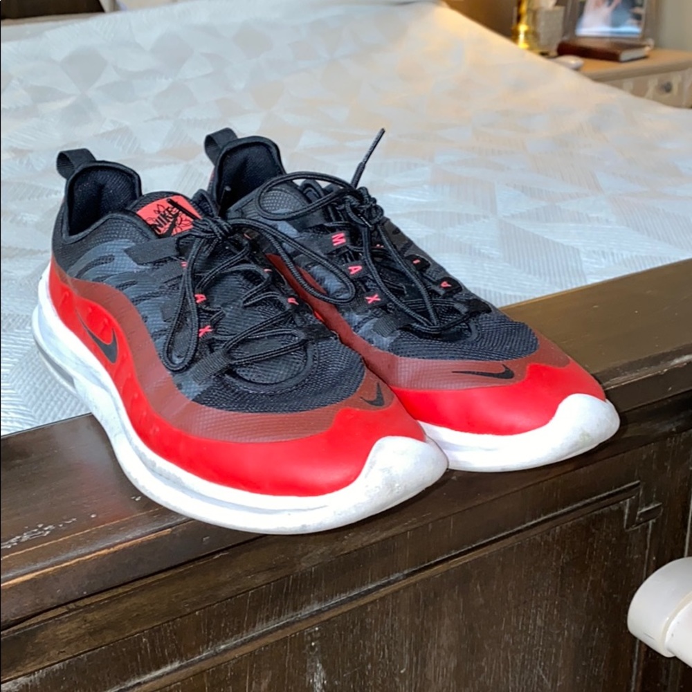 Men’s Shoes